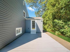 23 Avenue I, Farmingdale NY 11735