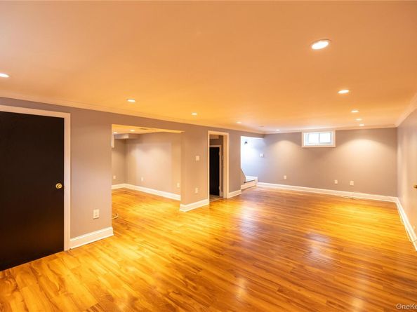 1035 Wool Avenue, Franklin Square NY 11010