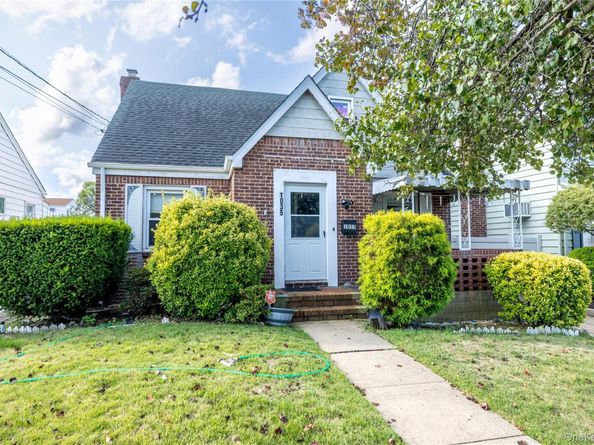 1035 Wool Avenue, Franklin Square NY 11010