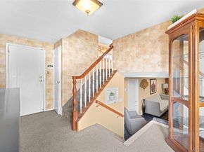 7 Maxwell Drive, Westbury NY 11590