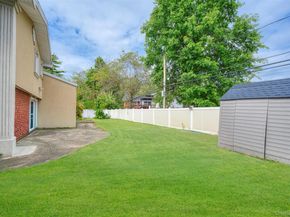 7 Maxwell Drive, Westbury NY 11590