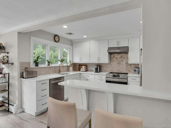 169 Dix Hills Road, Dix Hills NY 11746