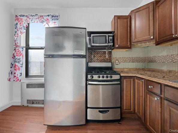 8380 118th st 6G, Kew Gardens NY 11415