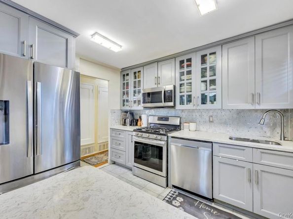 181 Martens Avenue, Valley Stream NY 11580