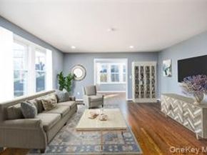 33 Marshall Avenue, Lynbrook NY 11563
