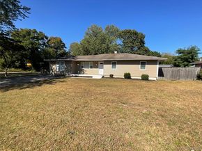 9 Brushwood Drive, Shirley NY 11967