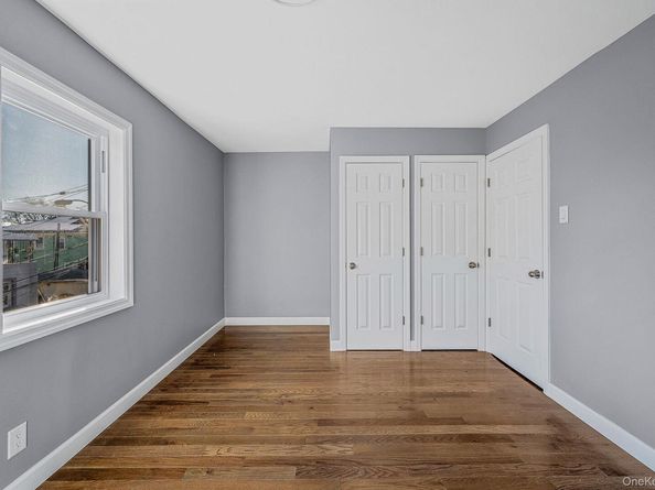8726 127th Street, Richmond Hill NY 11418