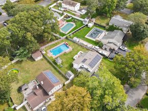 5 Canterbury Drive, Coram NY 11727