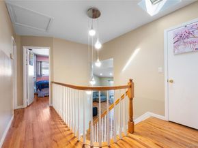 5 Canterbury Drive, Coram NY 11727