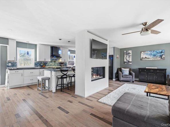 67 Thoreau Court, Yorktown Heights NY 10598