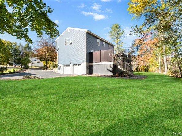 67 Thoreau Court, Yorktown Heights NY 10598