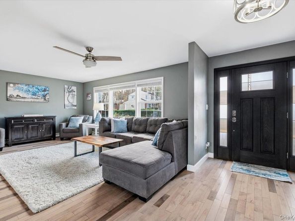 67 Thoreau Court, Yorktown Heights NY 10598