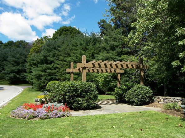 504 Heritage Hills B, Somers NY 10589