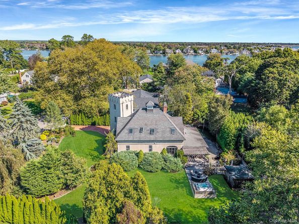 50 O'Connell Court, Great River NY 11739
