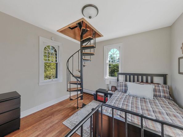 50 O'Connell Court, Great River NY 11739