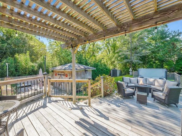 50 O'Connell Court, Great River NY 11739