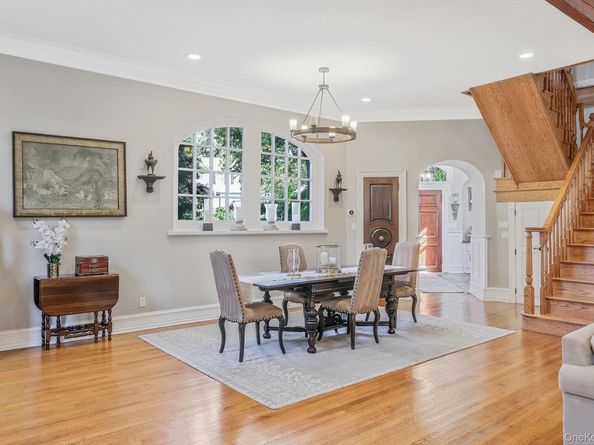 50 O'Connell Court, Great River NY 11739