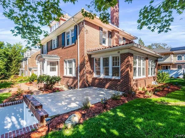 32-15 161st Street, Flushing NY 11358