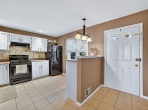 204 Mallard Way, Peekskill NY 10566