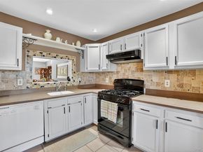 204 Mallard Way, Peekskill NY 10566