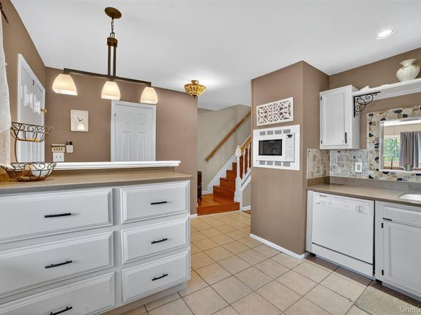 204 Mallard Way, Peekskill NY 10566