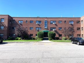 25 SHADY GLEN Court 1A, New Rochelle NY 10805