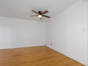 87-15 204th Street B57, Hollis NY 11423