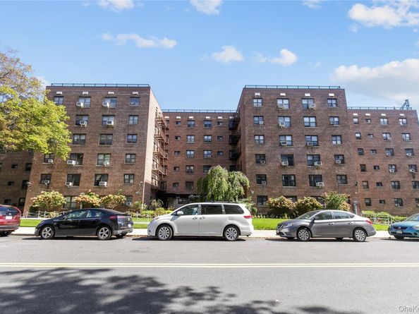 87-15 204th Street B57, Hollis NY 11423
