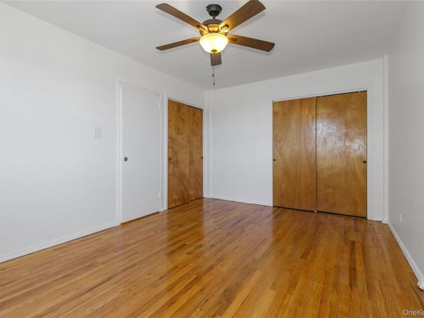 87-15 204th Street B57, Hollis NY 11423