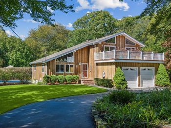 15 Windwood Court