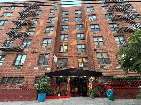42-26 81st Street 4O, Elmhurst NY 11373