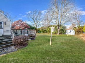 360 Arcadia Drive, West Islip NY 11795