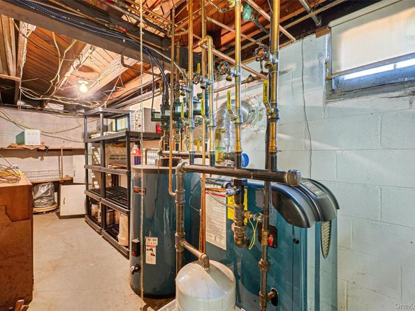 360 Arcadia Drive, West Islip NY 11795