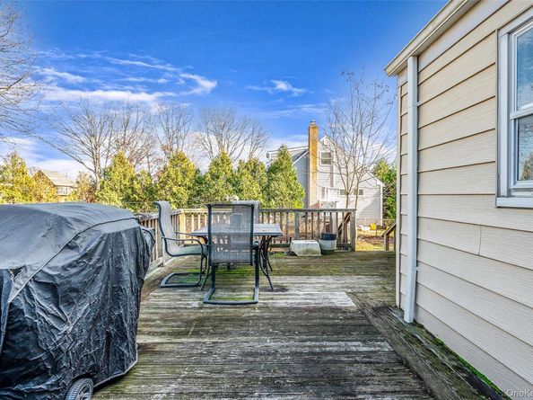 360 Arcadia Drive, West Islip NY 11795