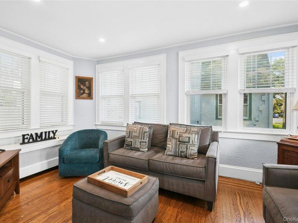57 Hollywood Court, Rockville Centre NY 11570