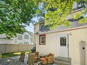 57 Hollywood Court, Rockville Centre NY 11570
