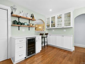57 Hollywood Court, Rockville Centre NY 11570