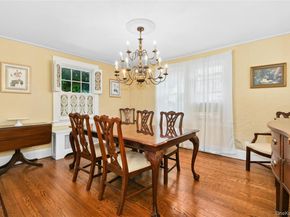57 Hollywood Court, Rockville Centre NY 11570