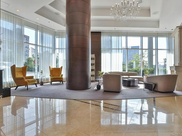 5 Renaissance Square 12A, White Plains NY 10601