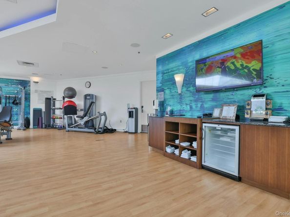5 Renaissance Square 12A, White Plains NY 10601