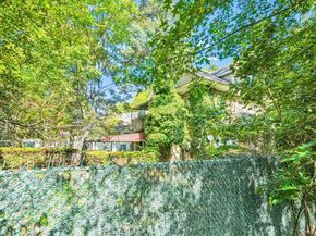 81-26 Austin Street, Kew Gardens NY 11415