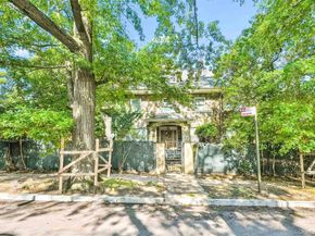 81-26 Austin Street, Kew Gardens NY 11415