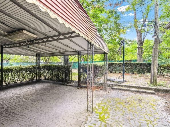 81-26 Austin Street, Kew Gardens NY 11415