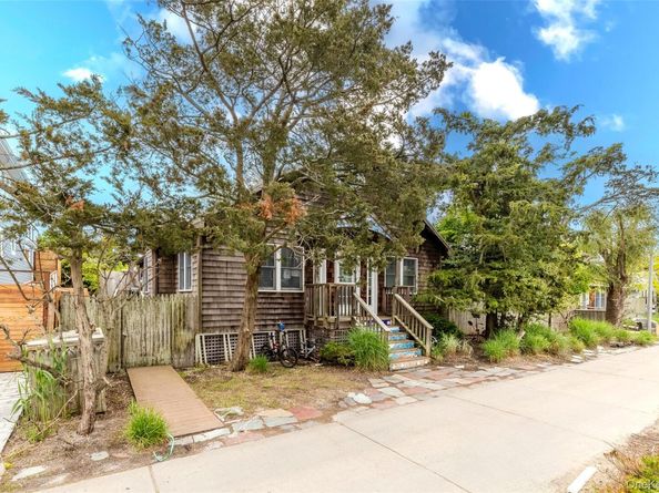 748 Ocean Breeze, Ocean Beach NY 11770