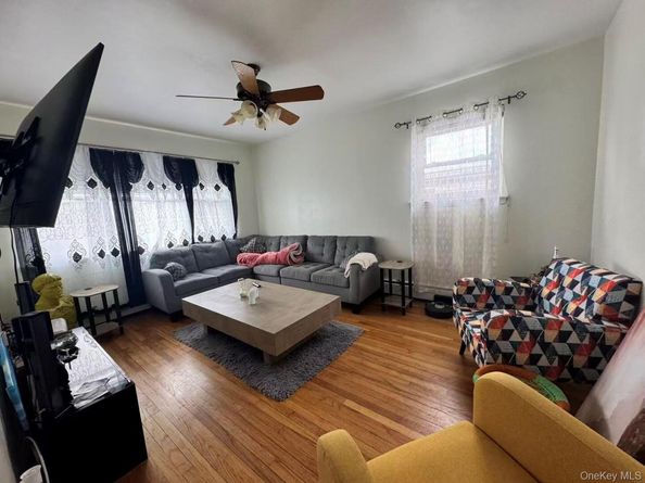 1374 Gillespie Avenue, Bronx NY 10461