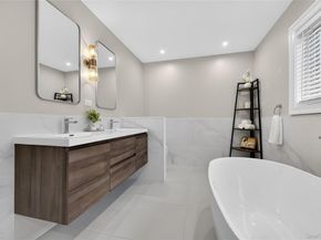 208 Cow Neck Road, Port Washington NY 11050