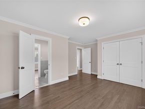 208 Cow Neck Road, Port Washington NY 11050