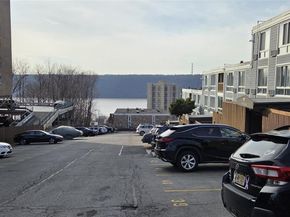 397 N Broadway 1M, Yonkers NY 10701
