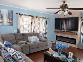 7 Meyer Avenue, Lawrence NY 11559