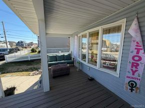 7 Meyer Avenue, Lawrence NY 11559